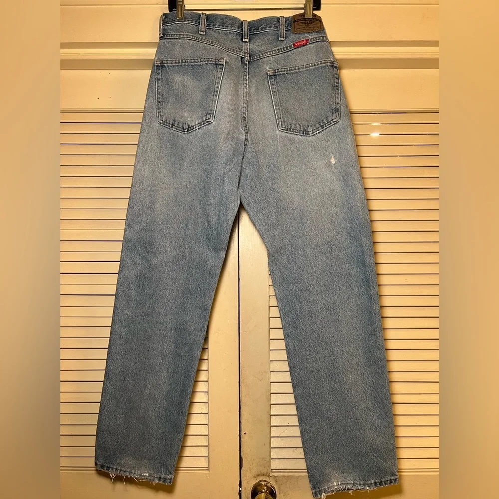 Vintage 90s Wrangler Regular Fit Straight Leg Distressed Jeans Denim size 12 - Picture 13 of 14